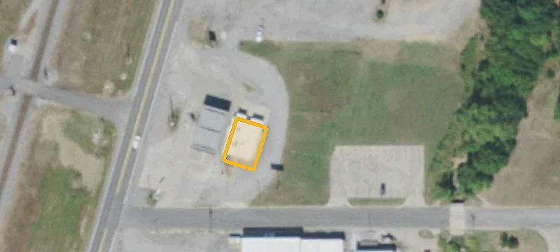 1820 Main St