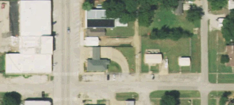 1301 Commercial Ave