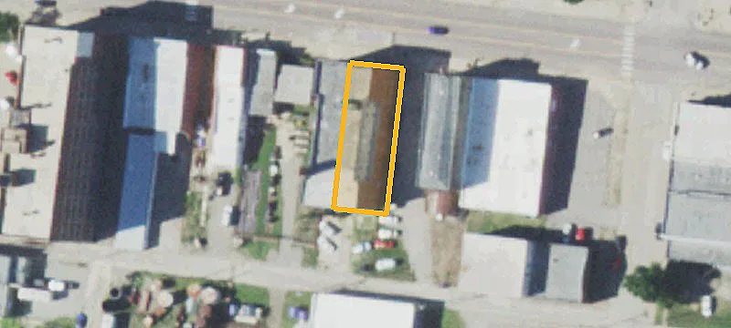 126 Main St
