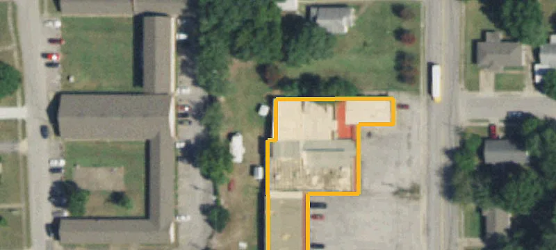 704 Main St
