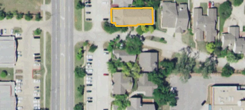 1382 Douglas Blvd