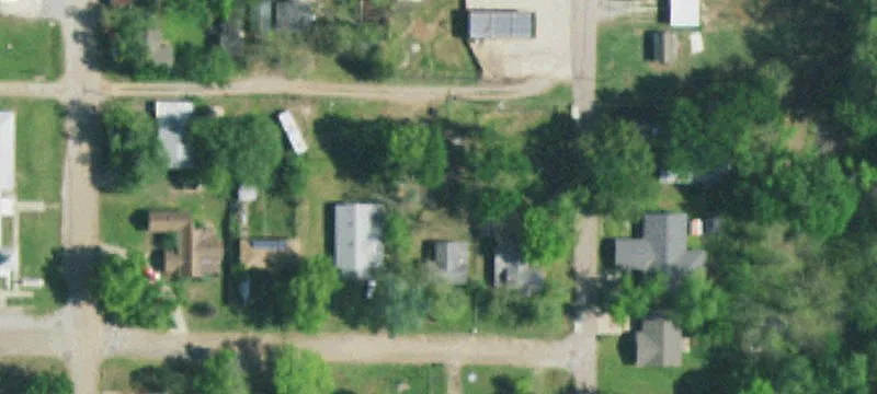 404 Loy St