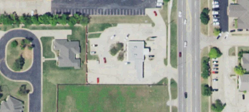 1213 Douglas Blvd