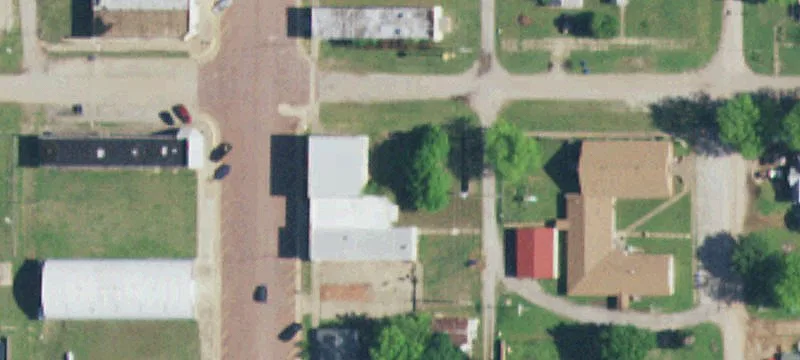 122 Broadway Ave