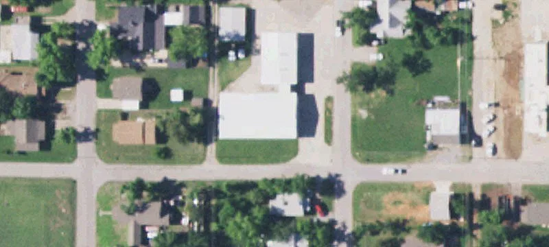 1320 Evans Ave