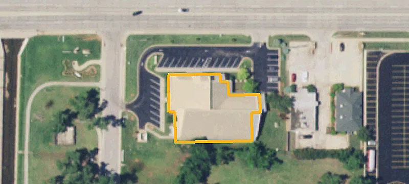 380 Vandament Ave