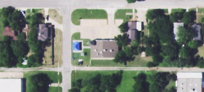 712 Swe Ave