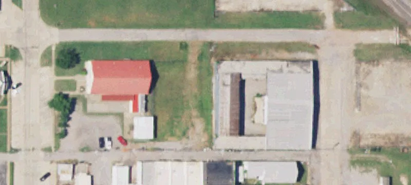 425 Main St
