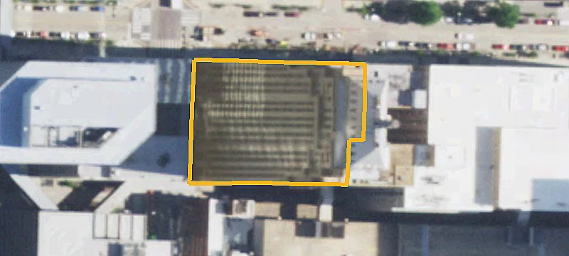 120 Robinson Ave