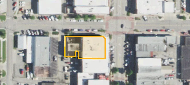 200 Main St