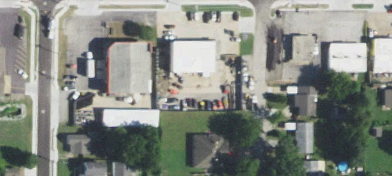 305 Kenosha St