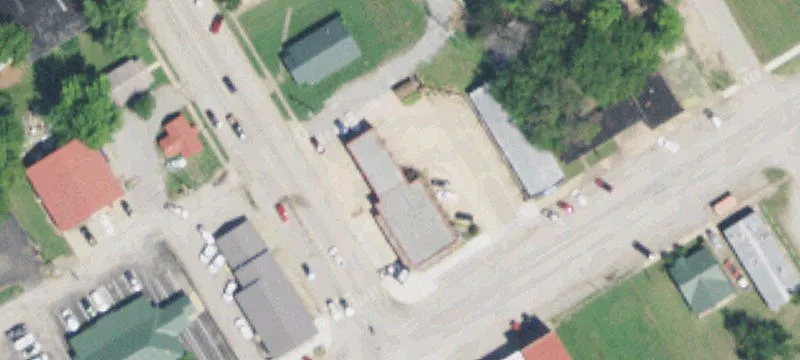 3 Commercial St