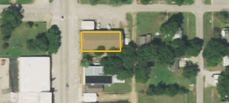 1313 Commercial Ave