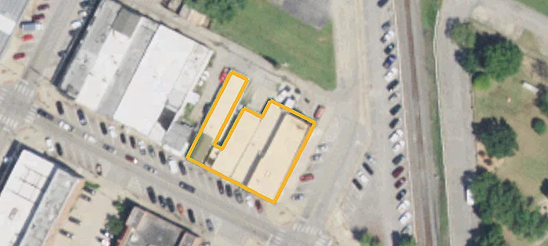 302 Will Rogers Blvd
