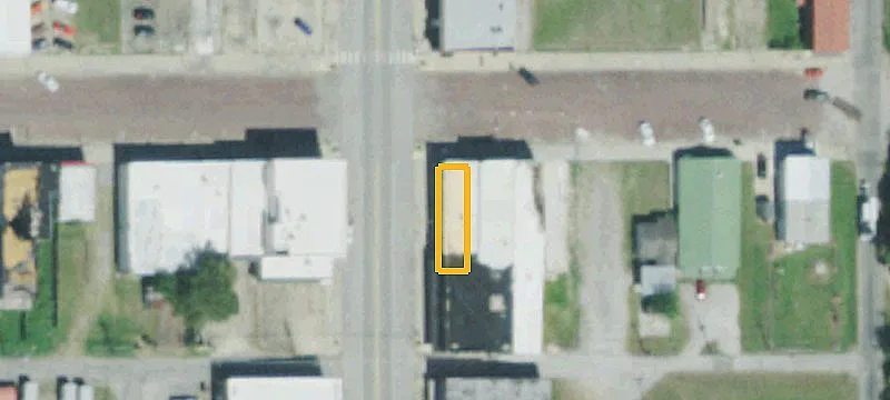 102 Broadway Ave