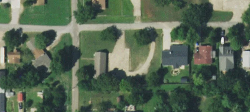 1402 Lee Ave