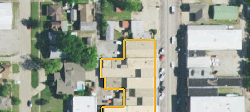 711 Manvel Ave