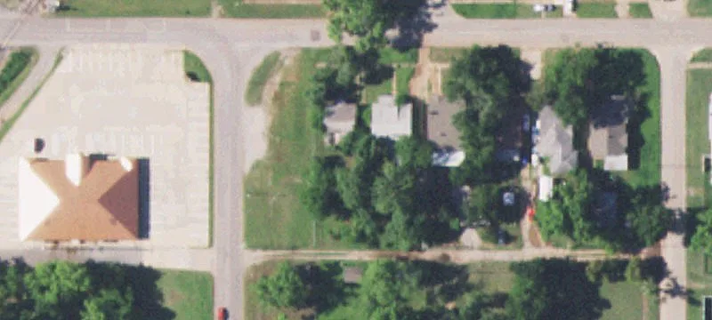 1627 Iowa Ave