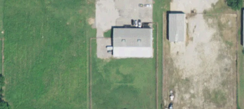 621 Lowry Rd