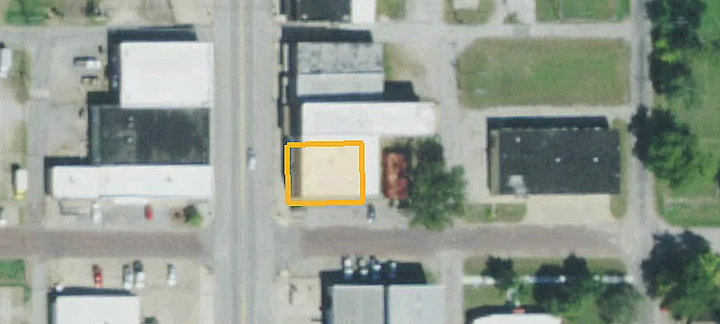 118 Broadway Ave