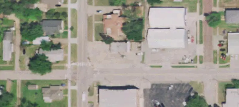 300 Main St