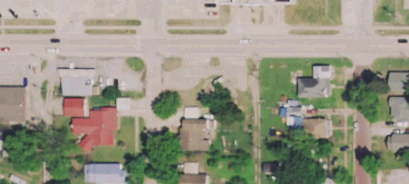 601 En Ave