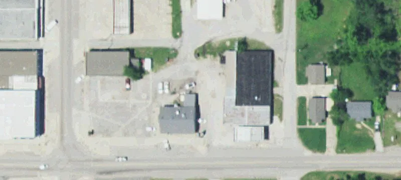 407 Broadway Ave