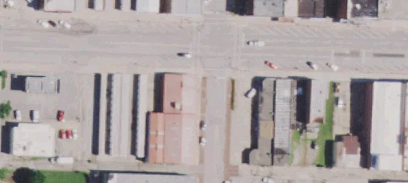 300 Grand Ave