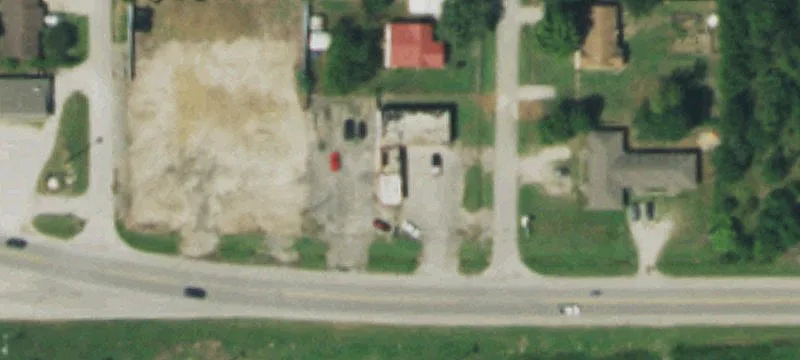 411 Main St