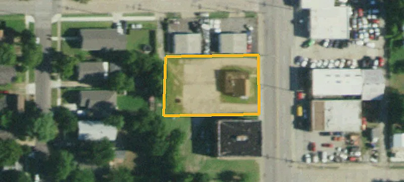 726 Lewis Ave