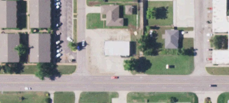 1320 Elm St