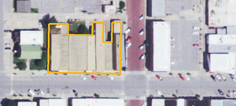 201 Broadway Ave