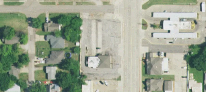 2122 Kickapoo Ave