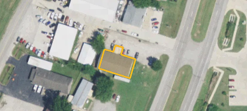 1703 Lynn Cir