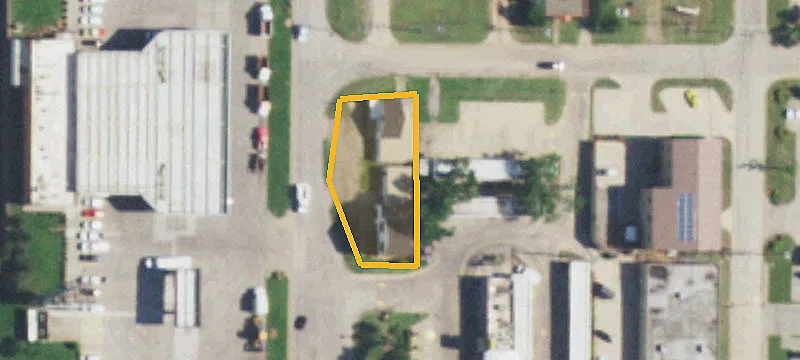 2412 Santa Fe Ave