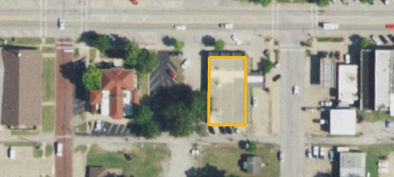 1205 Main St