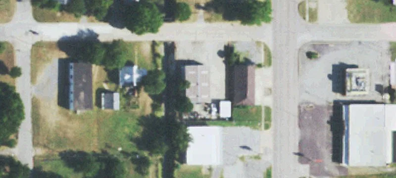 1106 I Ave