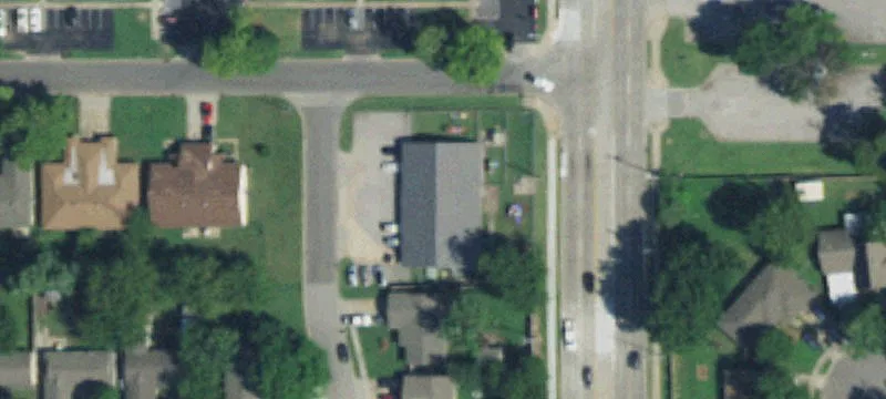 3305 112th E Ave