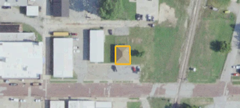 121 8th Ave