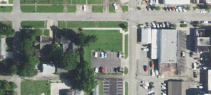 202 Commercial St