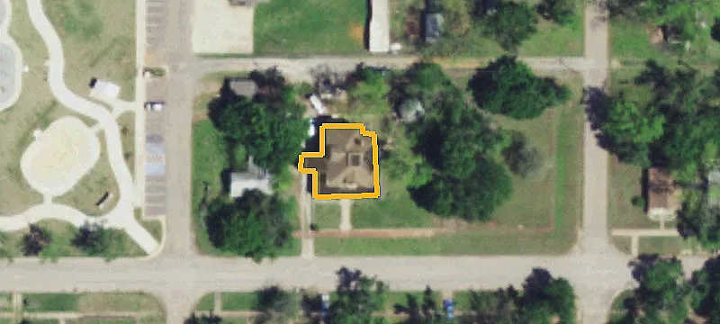 1016 Warner Ave