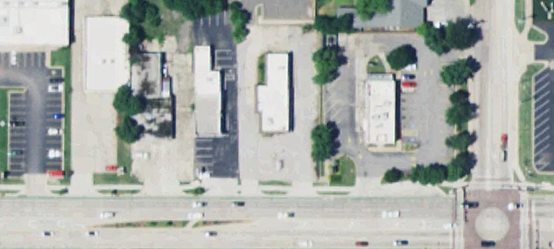 1807 Lindsey St