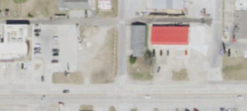 702 Main St