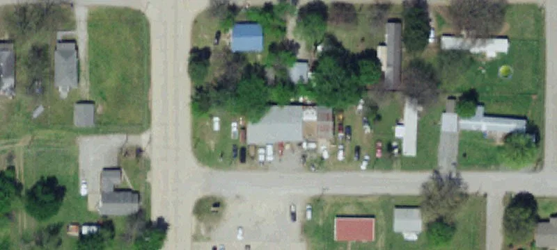 204 Peterson St