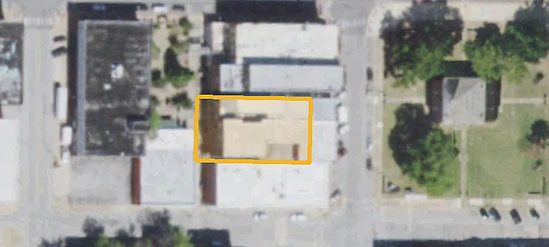 104 Morton Ave