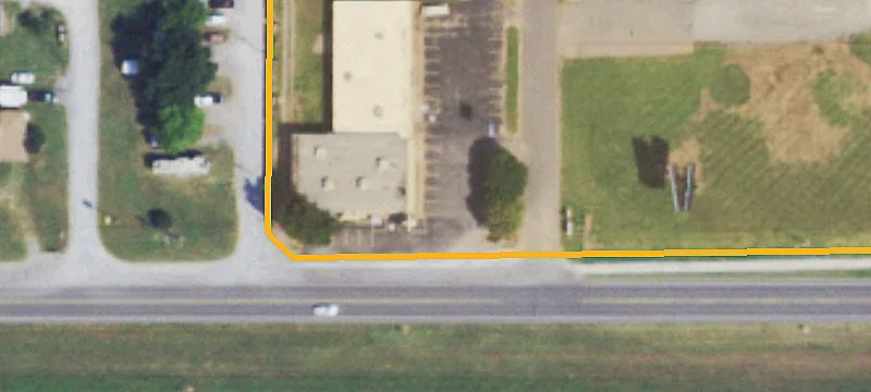 2811 Main St