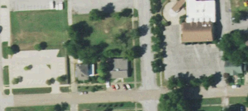 321 Thompson Ave