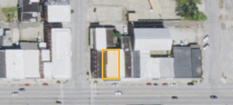 318 Main St