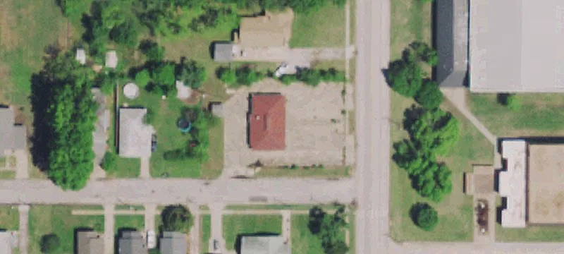 1423 Main St