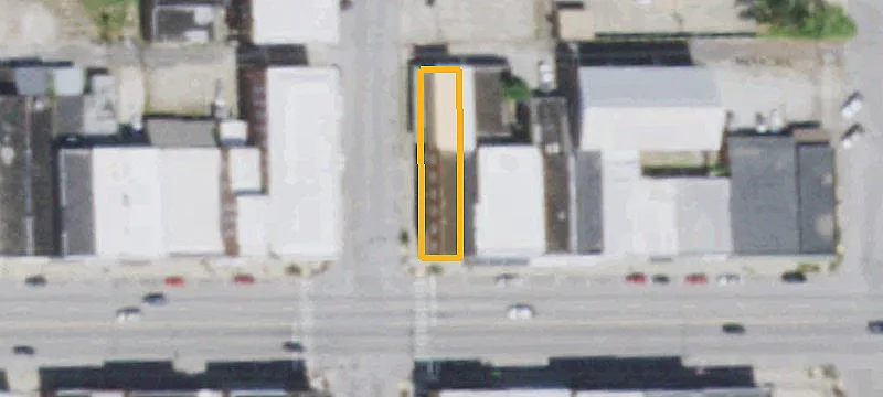 324 Main St